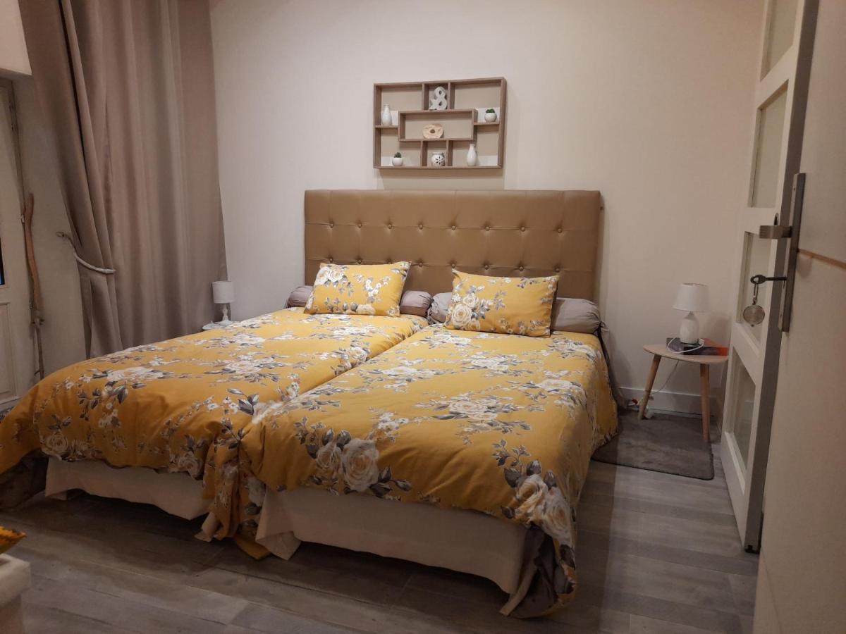Bed and Breakfast Domaine Pastel Besson Екстер'єр фото