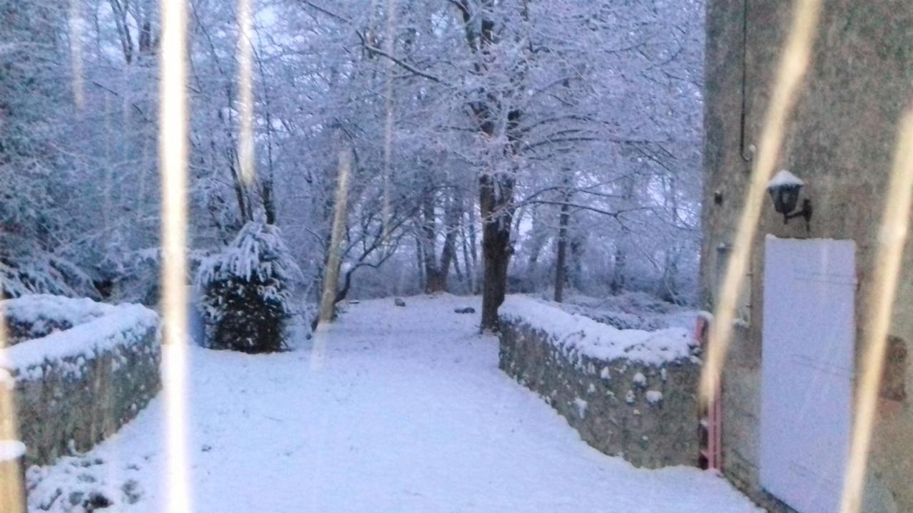 Bed and Breakfast Domaine Pastel Besson Екстер'єр фото